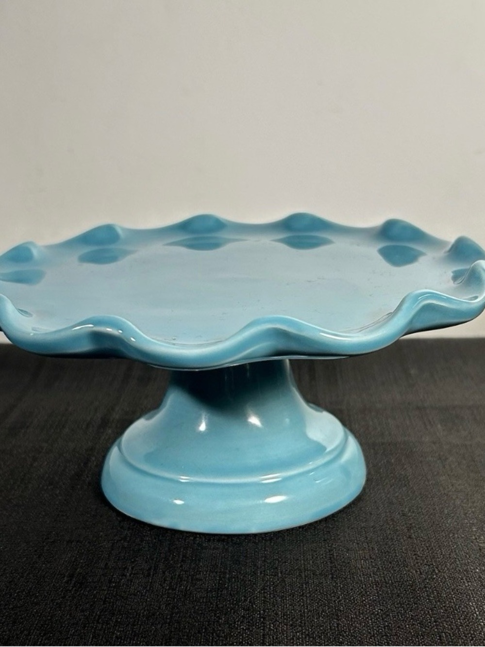 Maiofiche Jessica Ruffled Edge Ceramic Pedestal Cake Stand Plate in Teal Blue